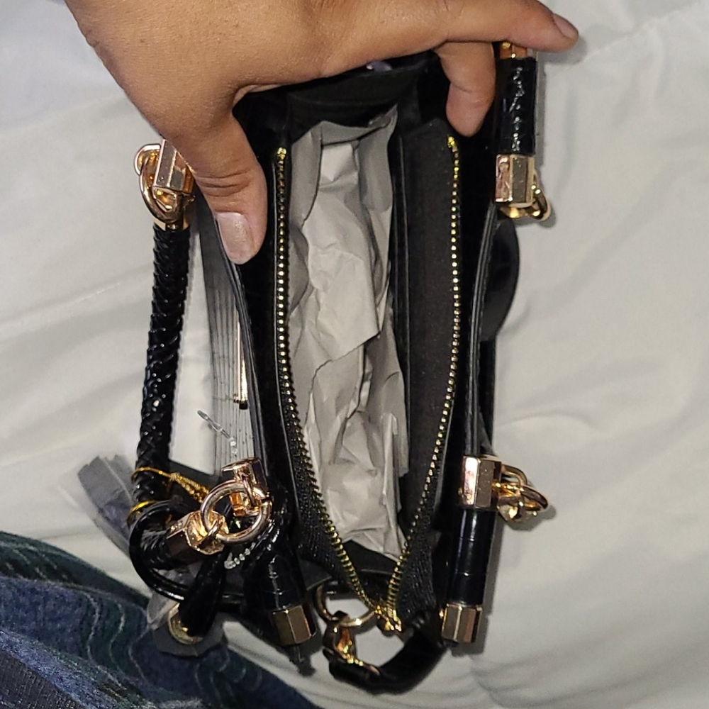 Purse - Picture 4 of 5
